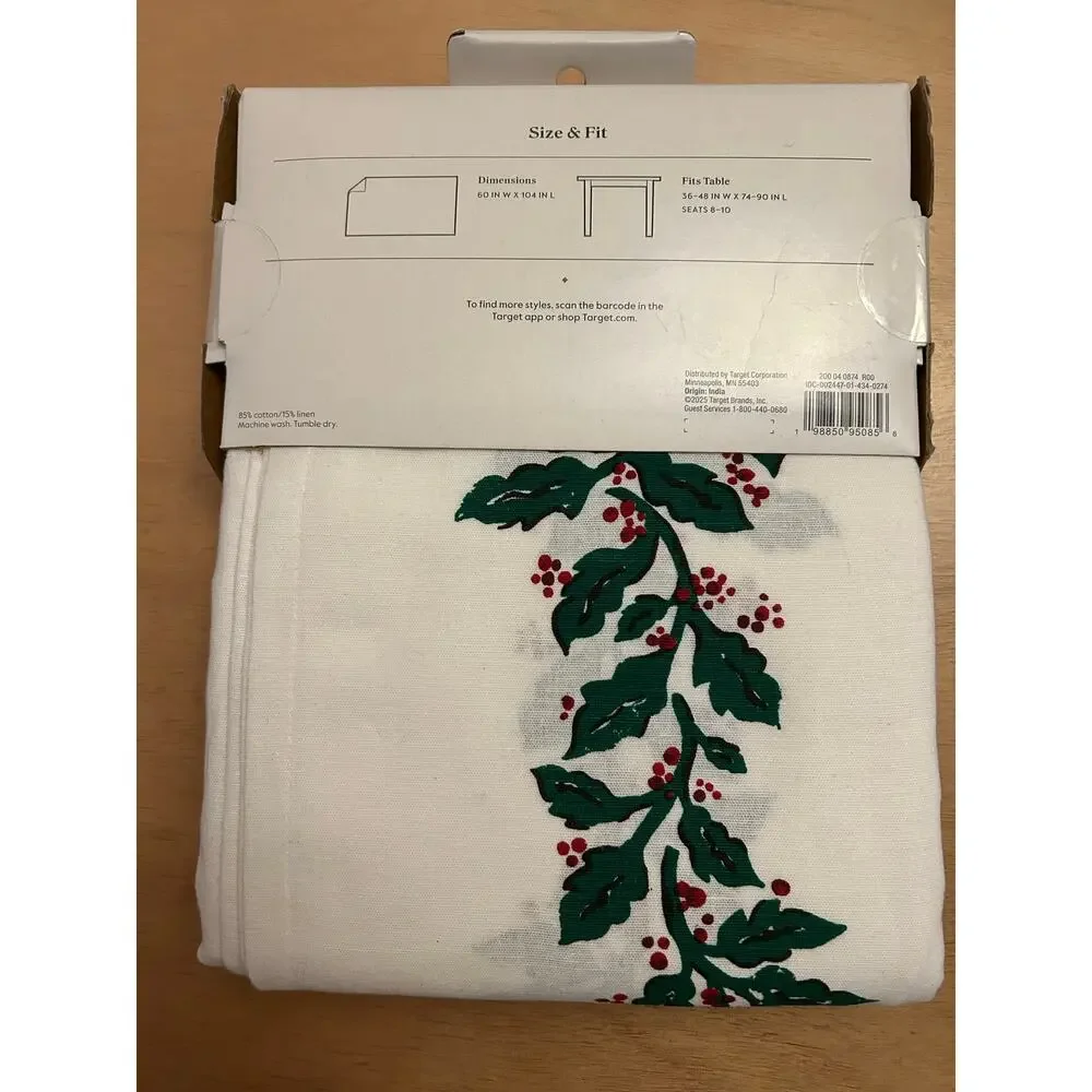New Threshold Christmas🎄Holly Leaf🍃Print Tablecloth Rectangular size 60”x104”